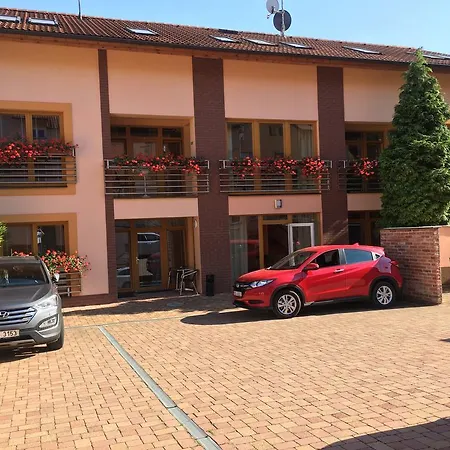 City Aparthotel 3*
